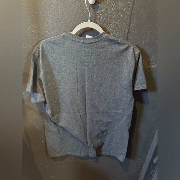 Gildan Charcoal Harry Potter Huffelpuff Graphic Tee Size M - Picture 3 of 3